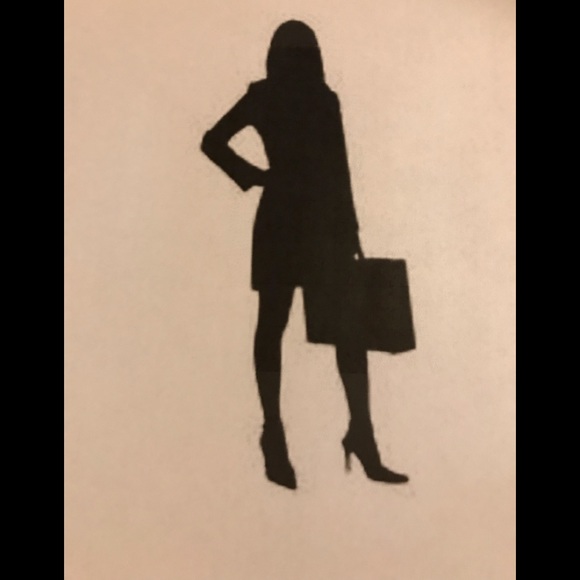 Meet your Posher, Margaret - Picture 2 of 3